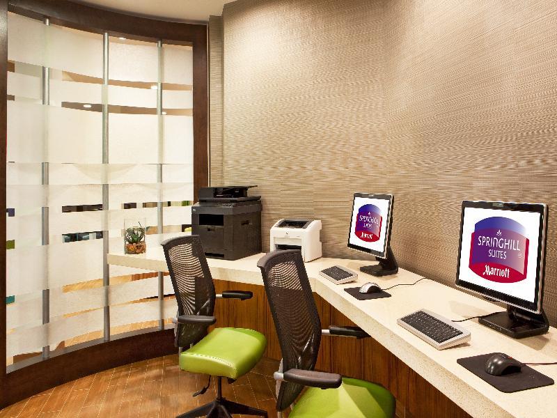 Springhill Suites Boston Пибоди Экстерьер фото